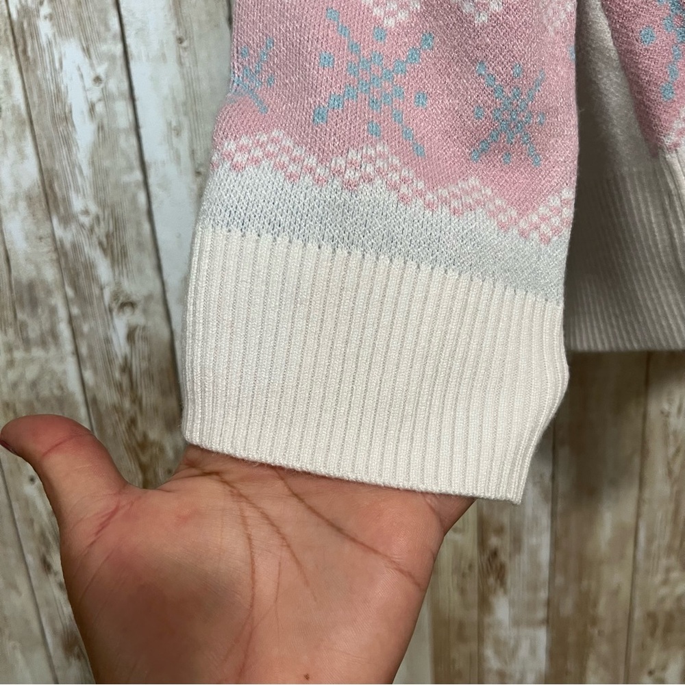 Hello Kitty Women's Pink and Blue Sweater Size XL - Picture 4 of 8